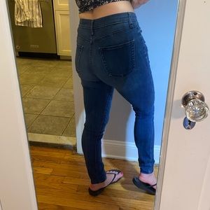 Gap 28 Regular High Rise Skinny Jean